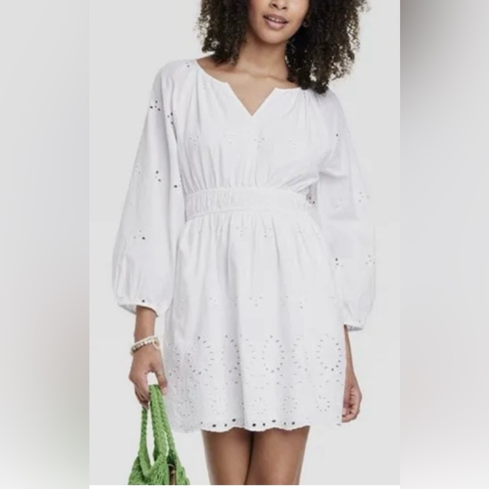 Universal Thread™White eyelet dress NWT SIZE XS